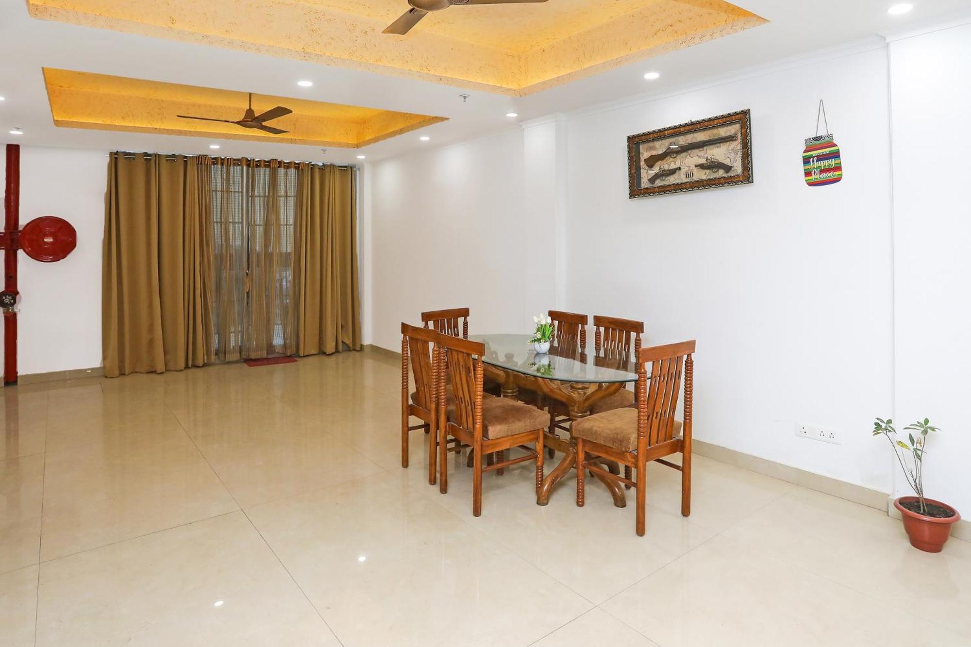 Hotel Collection O Residency Near Dwarka Sector 21 Metro Station à Kapas Hera Extérieur photo